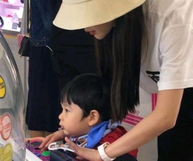  打游戏|baby自曝玩游戏吊打小学生，陈赫见她都害怕，罗云熙却想邀请她