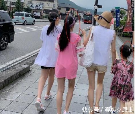  文君竹|马伊琍母女现身机场，大女儿爱马和妈妈一样高，眉眼太像文章