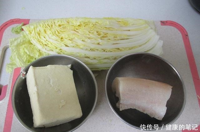 简单|春天,我常做这菜给家人吃,简单好吃,营养吸收好,全家都爱!