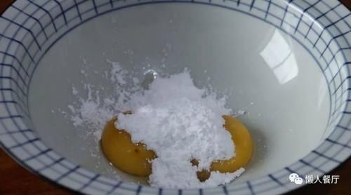 蛋糕|不用烤箱,不用电饭锅,这是用平底锅就能做的蛋糕卷,一次性成功