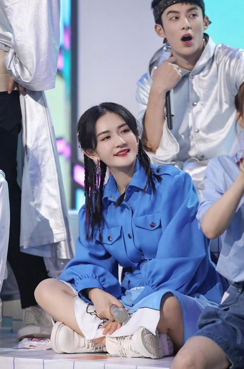 堪忧|王鹤棣吐槽前辈倚老卖老,被批情商堪忧,谢娜说了句公道话