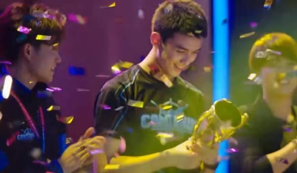 升至|《穿越火线》大结局,全网热度升至第二,鹿晗贡献值全剧第一