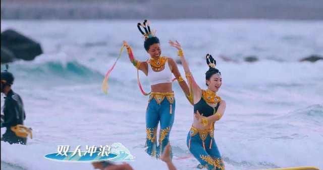 冲浪爱好者|《夏日冲浪店》首遇顾客逃单,集体懵圈,可怎么办呢