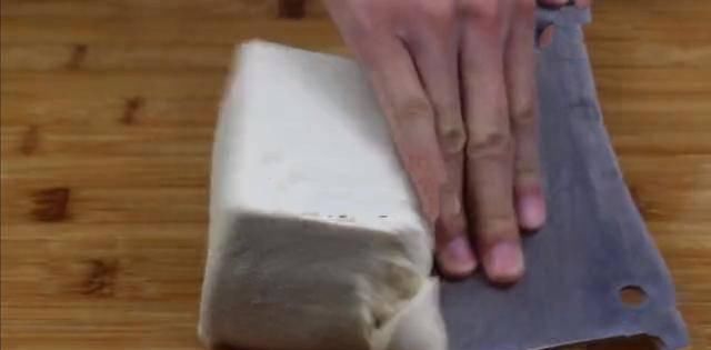  大人|豆腐新吃法，一上桌就被抢光，大人小孩都喜欢，关键是还简单