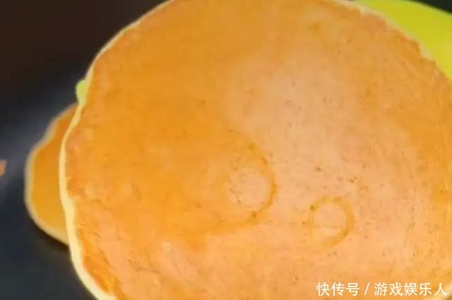 无糖|两根香蕉两个蛋半盒牛奶一碗面,无油无糖十分钟松软香甜易消化