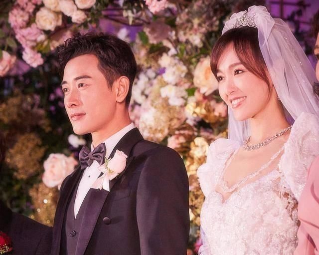 恩爱|罗晋为唐嫣当司机恩爱甜蜜,糖糖体态修长低调现身