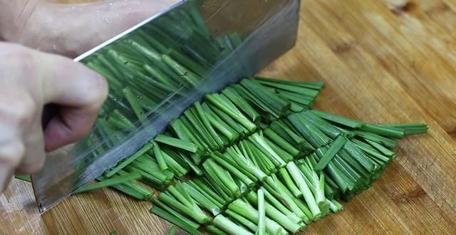 不脆|饭店的花菜为啥那么好吃？大厨告诉你秘诀，要不然花菜不脆也不香