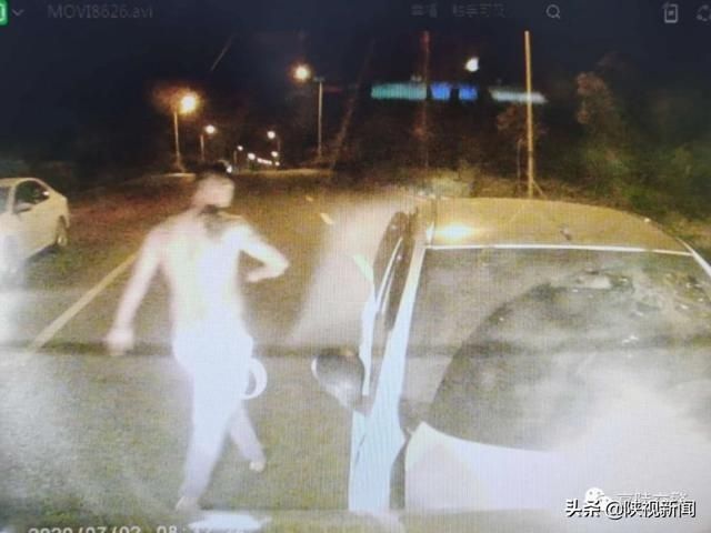 控制|最新!西安连续肇事逃逸的纹身男子已被控制,其女友看到协查通报后主动联系交警