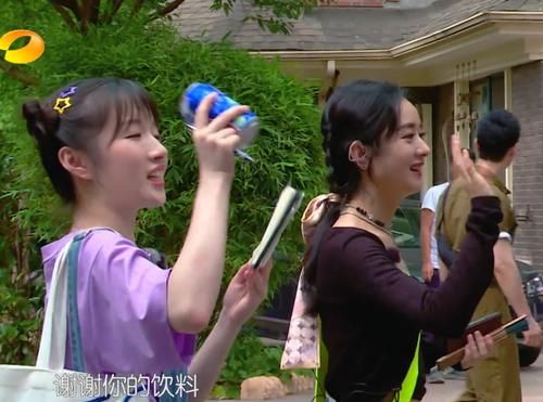  排骨|张亮的排骨不熟、林大厨的鸡翅不熟，《中餐厅》的遮羞布被揭开！