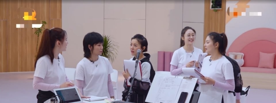 忌惮|《乘风破浪》“搞事三人组”, 性格强势让人忌惮, 团队被她们搅乱