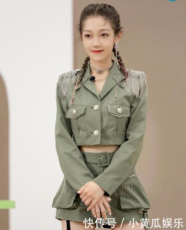 粉丝|C位出道7大爱豆粉丝数,蔡徐坤最多,希林娜依高最少,周震南第三