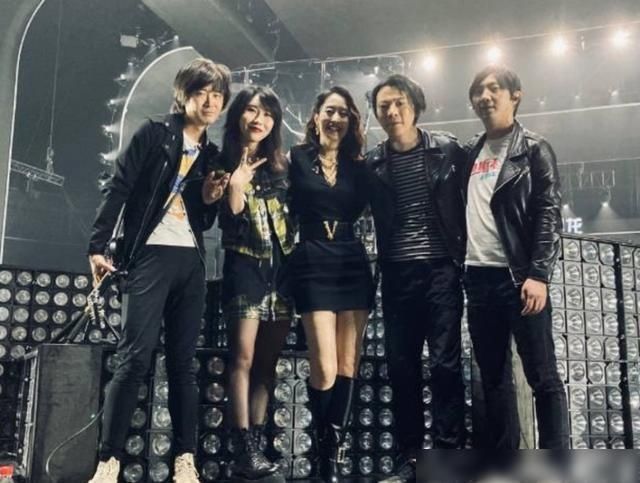  乐夏|《乐夏1》那些乐队，click15面临解散，九连还是没火！