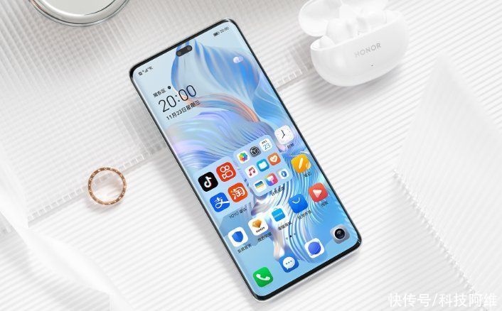 从3799元跌至2519元，12GB+256GB+前置5000万，高端旗舰跌至新低