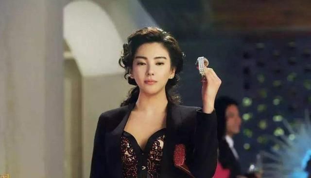  五仙教|《猫妖传》春琴很美，张雨绮在《新笑傲江湖》的教主扮相更飒