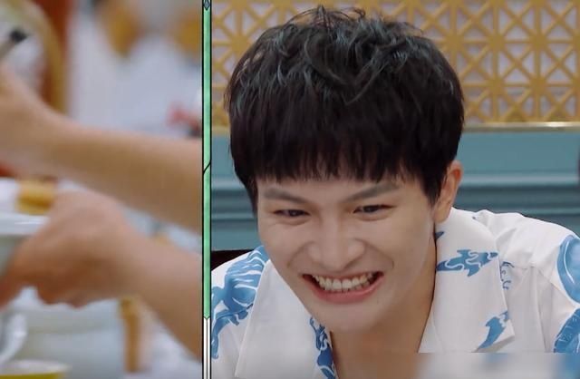  青春环游记|友情不是装的！周深说自己最爱吃水煮肉片，贾玲第一反应引热议