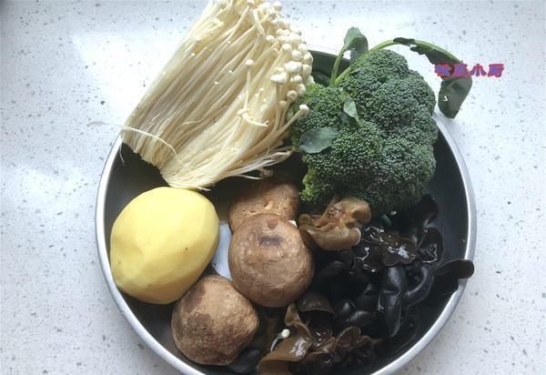 食材|吃麻辣烫时,这2种食材最不压称,一般人很少拿,老板:遇到高手