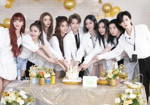  偶像|最美偶像组合排名：火箭少女断层，THE9第3，看到硬糖少女，逆袭