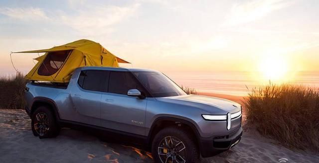 同台|马斯克比尔盖茨恩仇录:从同台畅谈到隔空互怼,已过招三回合