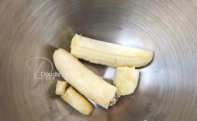 馒头|老婆买了几十斤面粉,说学做包子馒头,吃得快吐了,今天才换花样