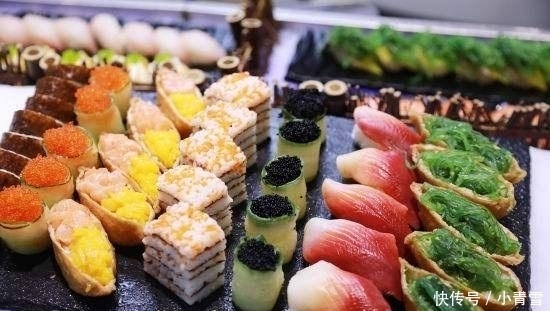 特别|吃自助餐时,有3种“隐形贵菜”,看着不起眼,老板却生怕你多拿