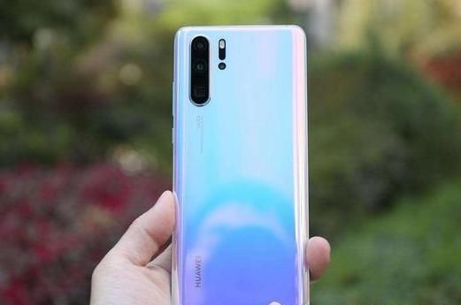  华为|从4288降至3188，华为4G手机加速退场，网友：买早了