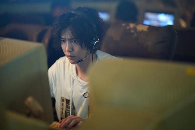  吴磊|打架丢工作？考试倒第二？《穿越火线》鹿晗吴磊为梦想付出了什么