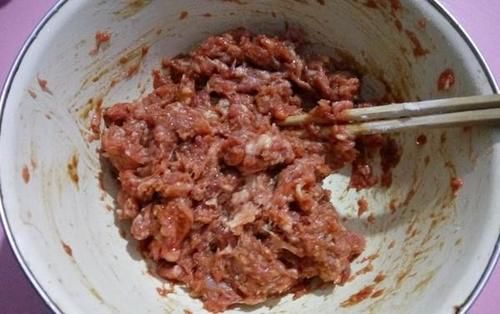  放错|拌饺子馅千万别放“它”，10人有9人放错，难怪饺子不鲜不好吃