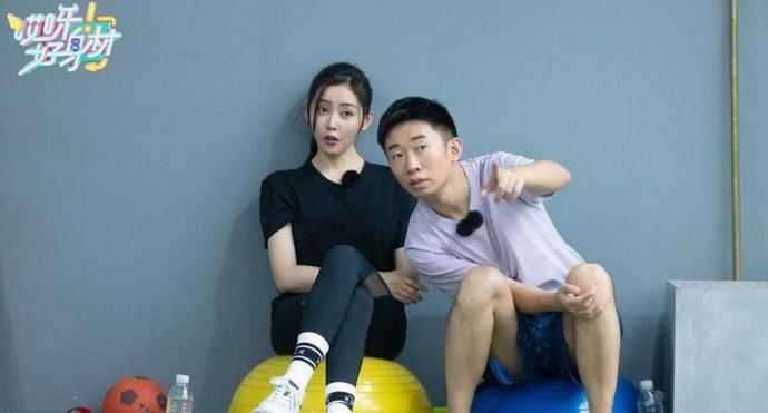  谢娜|杨迪综艺节目下跪感谢父母，成功离不开谢娜，还记得华少吗？