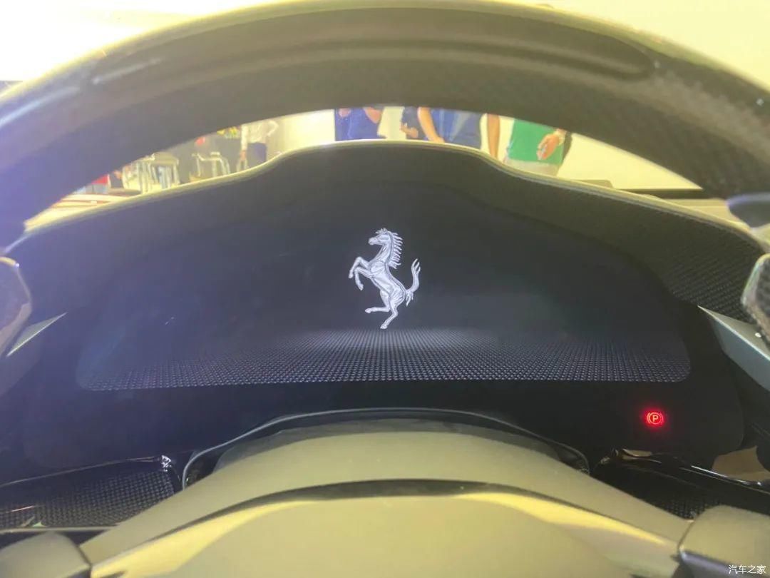 性能|法拉利SF90 Stradale实拍，插电混动性能赛拉法，售价仅398.8万元