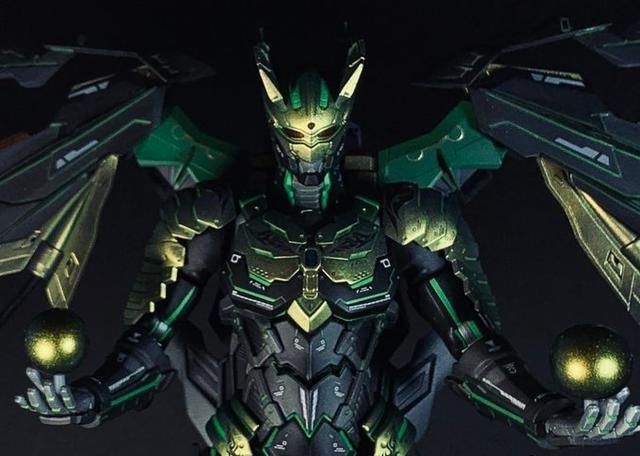  装甲|机动奥特曼与高达模型的混搭奥特装甲「月零」