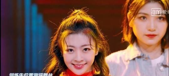  逆袭|《青春有你2》：公共舞台让实力强大的玩家成功逆袭和上层圈子大