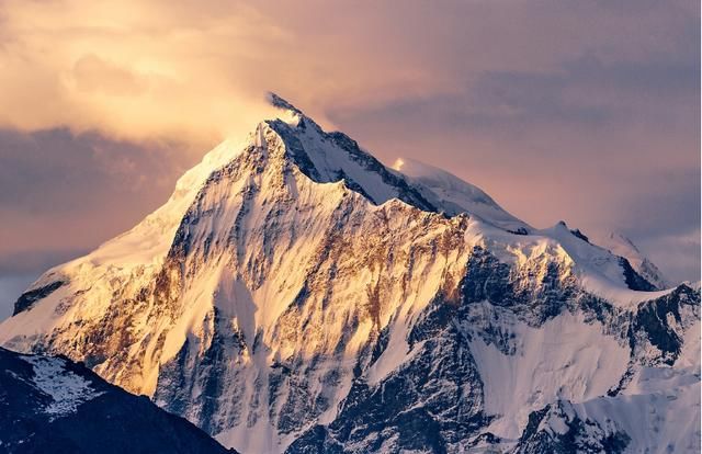 星座|最不为情所困,活得不平庸的三大星座。常常为爱痴狂,却独立自主