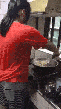 搞笑|搞笑GIF：腿脚挺利索啊