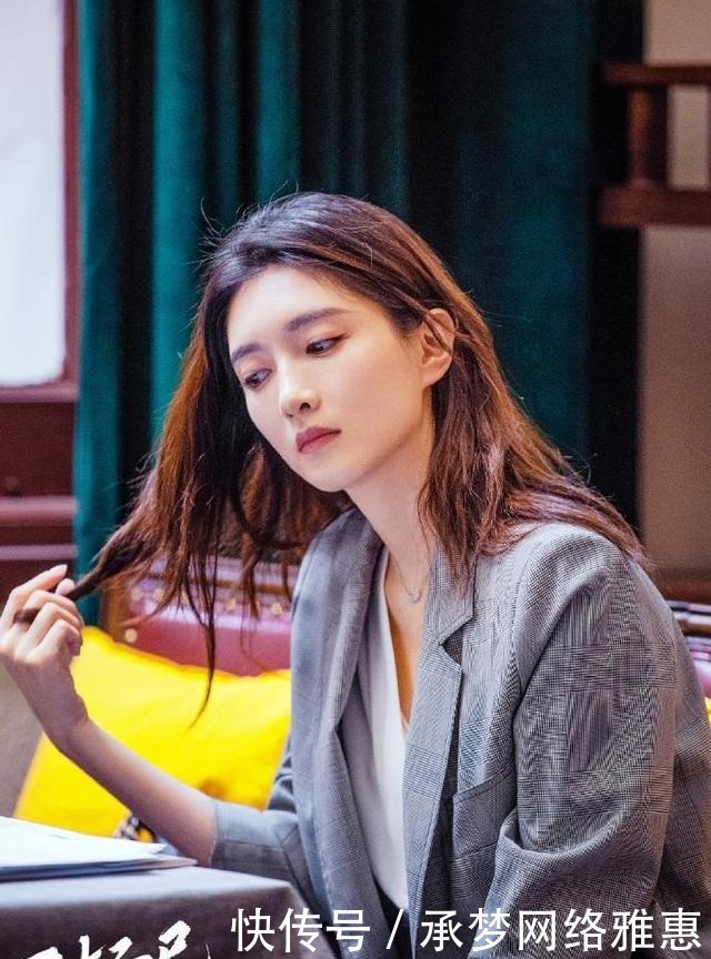 父母|《三十而已》活在世上谁都不容易,我们却习惯性地把脾气留给父母