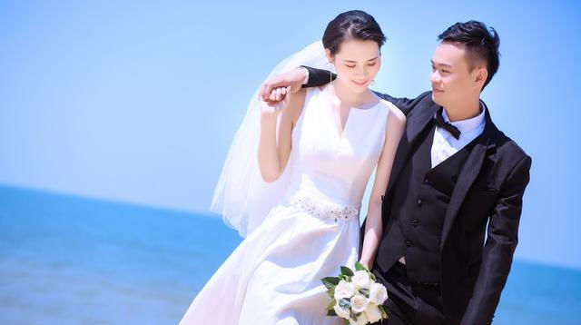 快逃|“快逃！”结婚当天，新娘收到一张匿名纸条，事后后怕，好险