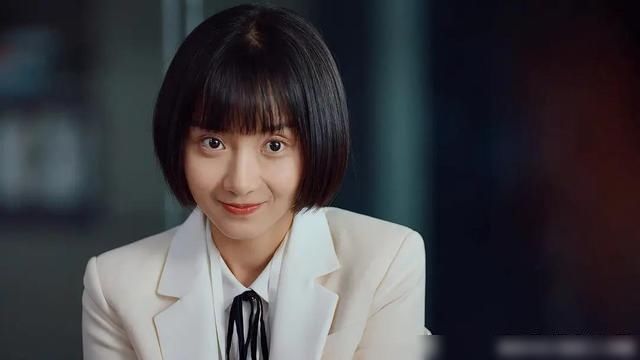  老老实实|《二十不惑》老老实实当社畜的普通人，有多少成为了姜小果？