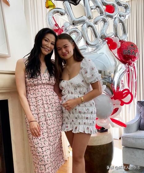  格蕾丝|女儿躺赚270亿，邓文迪成最年轻亿万富翁？