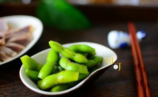  做法|糟卤毛豆，那个有了灵魂的毛豆，也许是夏天最好吃的做法