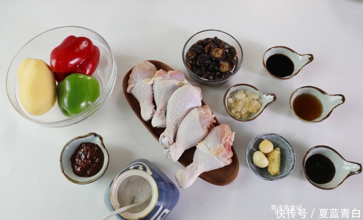 切成|在家自制特色小吃黄焖鸡,肉质鲜嫩,爽口开胃,3碗米饭不够吃