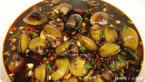 独有|潮汕“独有”的特色海鲜吃法,北方人不敢吃,南方人却把它当饭吃