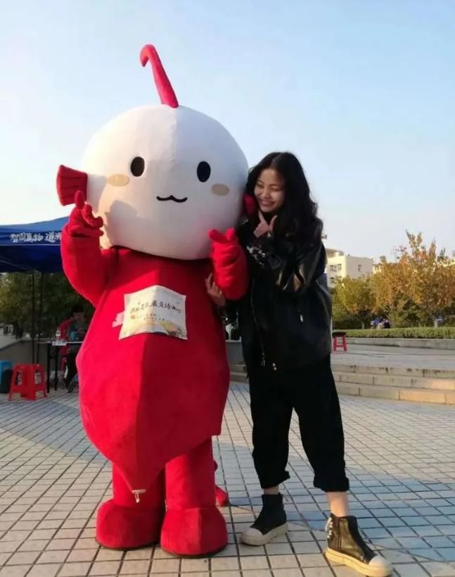 远方|可可西里失踪女生事件,是谁在炮制独自一人的诗与远方?