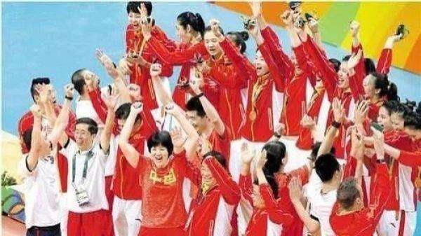 郎母|「夺冠」没拍的郎平，心里都是委屈