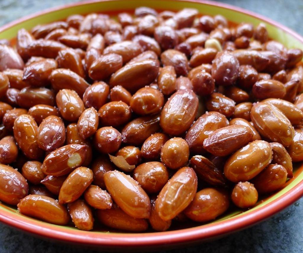 过程中|炸花生米,有人用水泡或是直接炸?全不对!教你正确做法,太香了