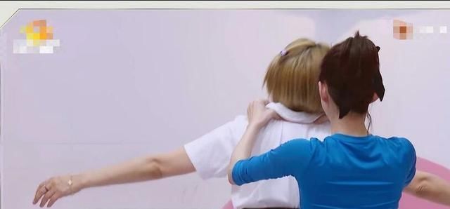  秘密|王丽坤因手劲大上热搜，网友：这个秘密不是第一天才知道！