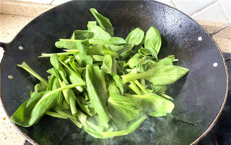  简单|炝炒青菜最简单的做法，3分钟出锅，清脆碧绿水嫩多汁，美味下饭