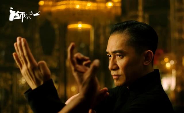  刘嘉玲|牵手曾华倩，辜负黎美娴，多年惦念张曼玉，梁朝伟为何选择刘嘉玲？