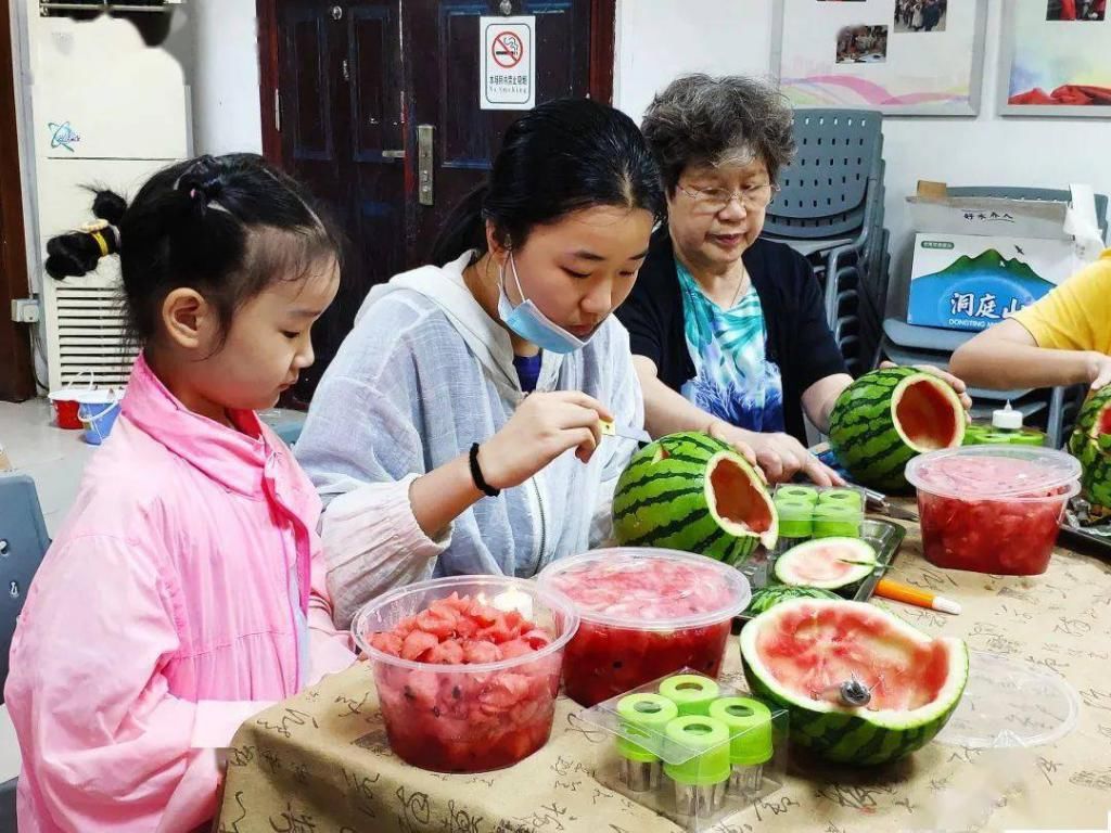  苏州|立秋节气的苏式“啃秋”活动