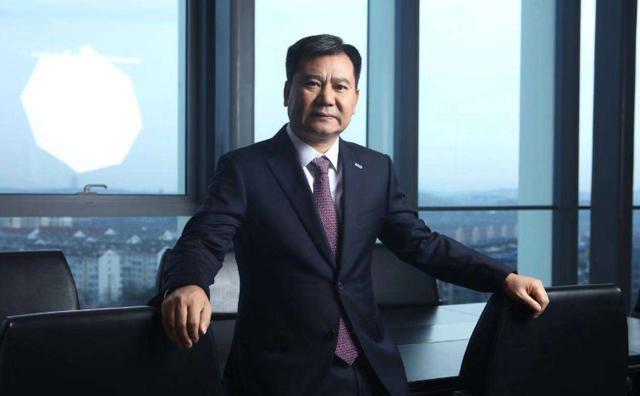 焦虑|中国首富们三十而立的年纪都在干什么？看了让你不再焦虑