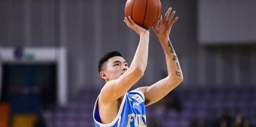  季后赛|王哲林很无奈，教练不想赢，林书豪没有季后赛对手香