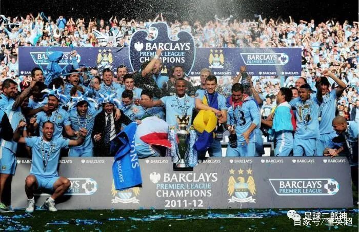  正式|被低估的中场大师！他用10年改变曼城夺14冠，英超正式告别魔术师